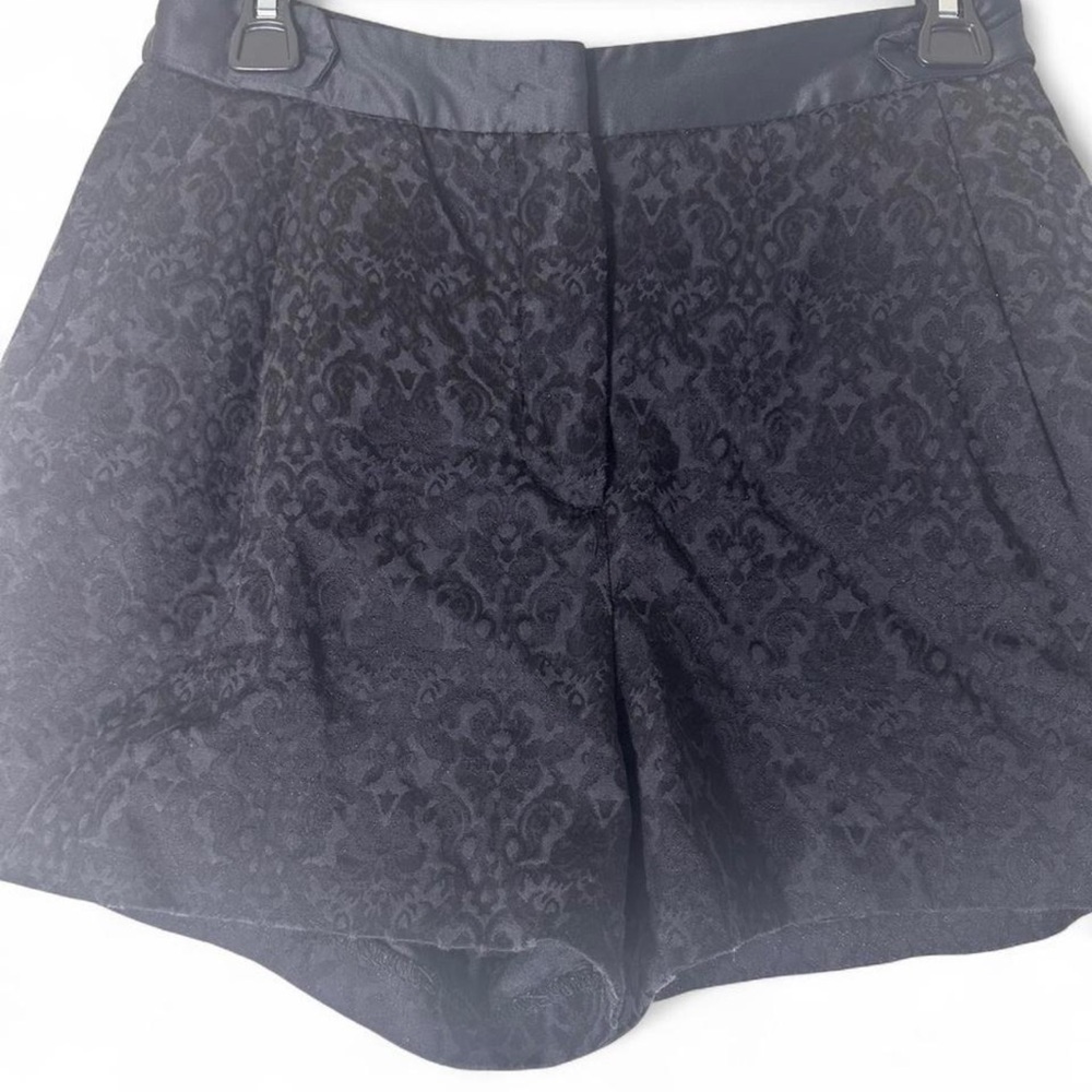 Zara embroidered Tapestry high rise satin waist shorts black size M - Picture 4 of 7